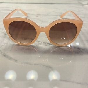 Boutique Nude Sunglasses ✨💕